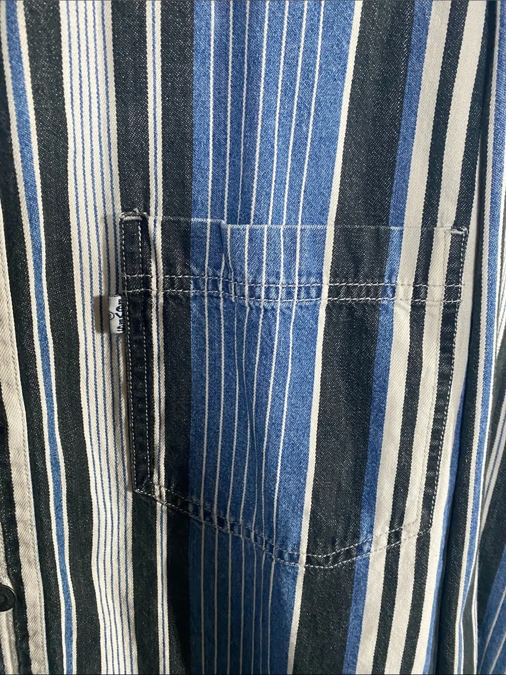 Vintage Levi's Long Sleeve Western Denim Button Up Shirt Men Large Stripe Cotton
